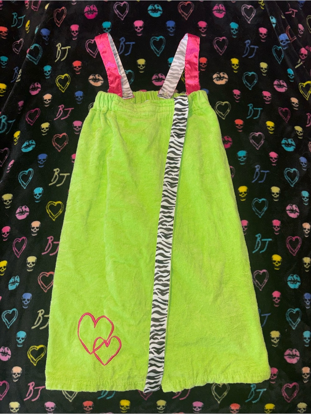 Girls Neon Green Terry Robe With Zebra Trim and Heart Embroidery